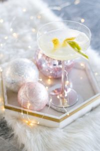 Pear-Fect Lemon Peartini - Pear and Lemon Flavoured Cocktail - Refreshing and Fruity Cocktail 