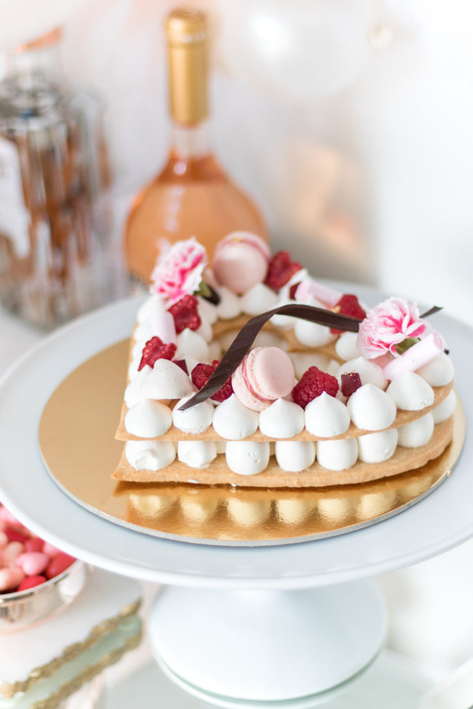 Valentine's Day bar - sweet heart tart - shortbread pastry tart with macarons, raspberry gelee and meringues 
