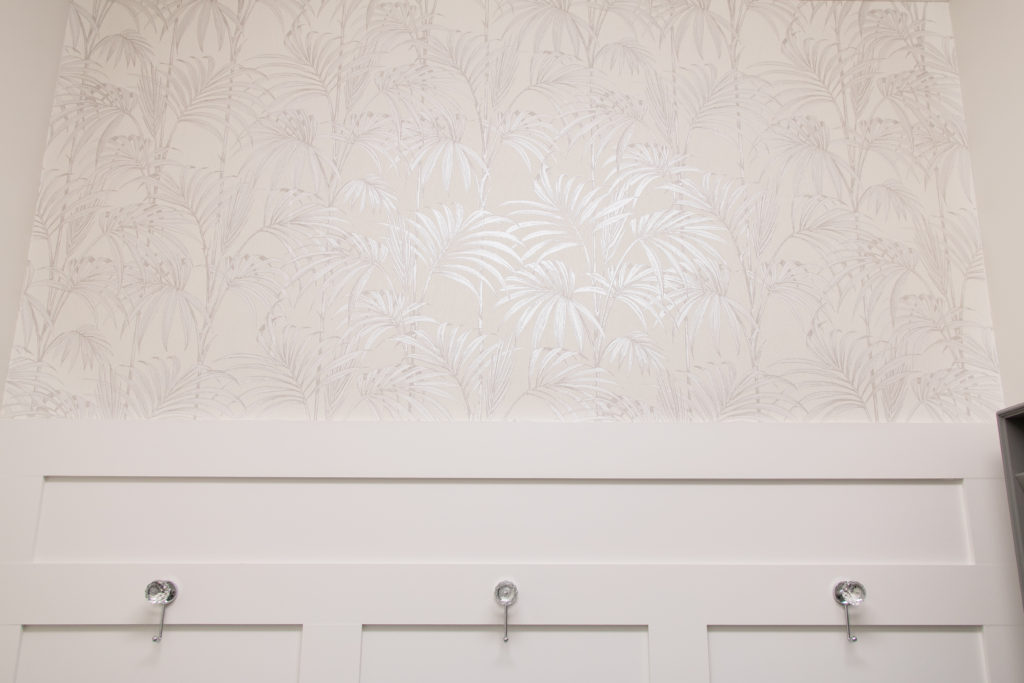 Honolulu White Ice Wallpaper by Graham & Brown is show stopping in this right white mudroom refresh • Mudroom design ideas 