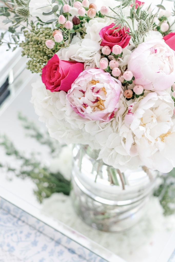 Fresh flower centerpiece - 3 Easy Steps to Create a Blush Spring Table Setting