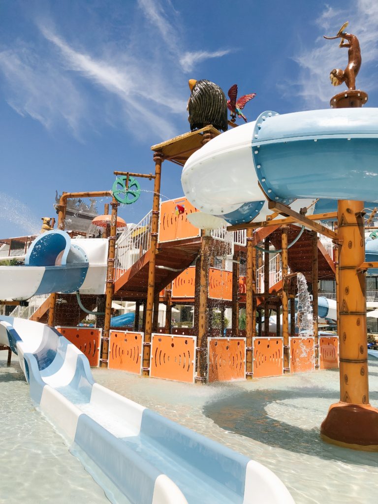 Ocean Riviera Paradise resort waterpark in Mexico - family vacations with water parks and water slides