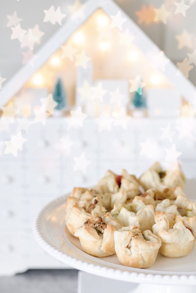 Christmas puff pastry bites with light bokeh