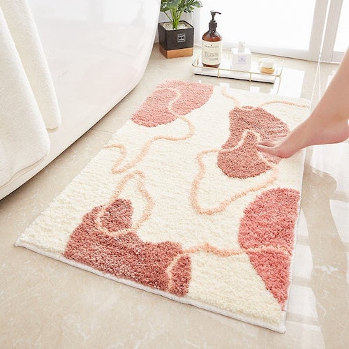 Cute bath mat #runner #rug #bedroom #placement Cute bath mats