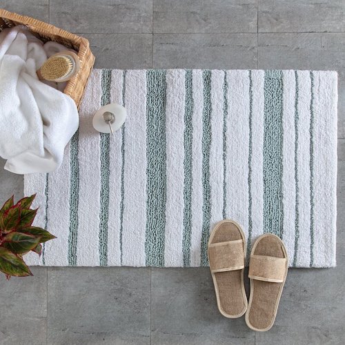 Textured Striped Bath Mat