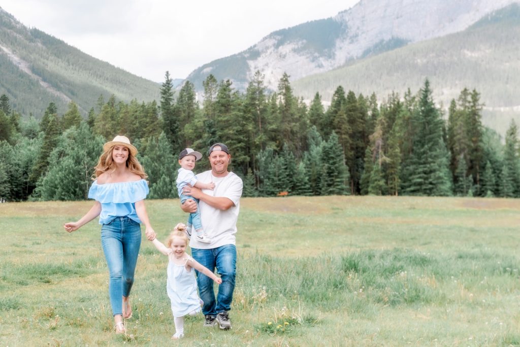 Blogger Holly Hunka with family in Canmore, Alberta for family lifestyle photos