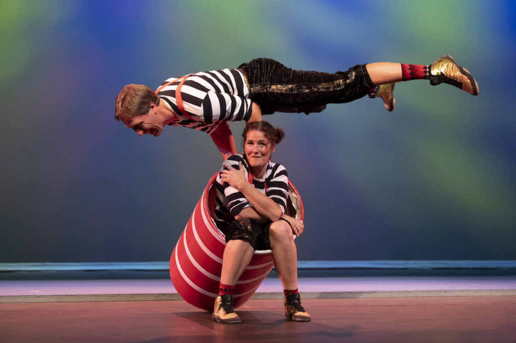 Firefly Theatre & Circus acrobat act - Vivaree