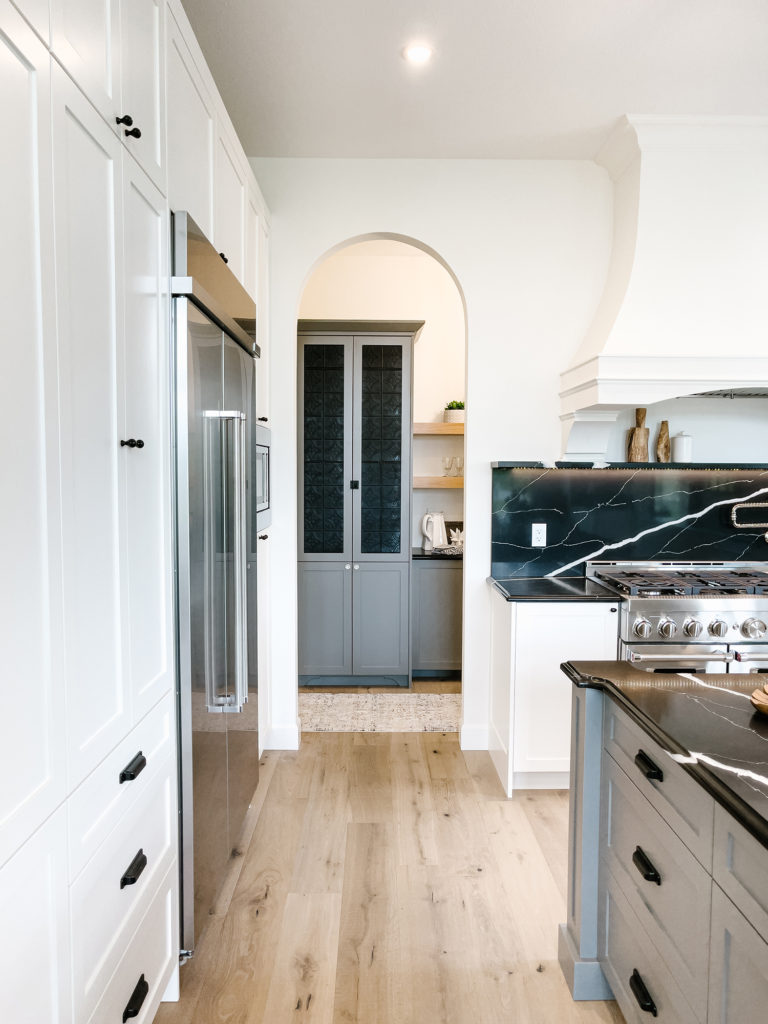 Kitchen with archway - dream kitchen - kitchen inspiration