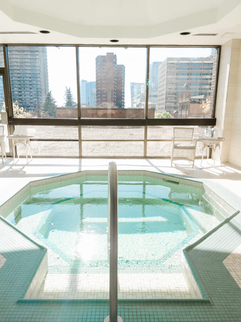 Hot tub at Delta Calgary Downtown - indoor jacuzzi at Delta Hotels by Marriott Calgary Downtown