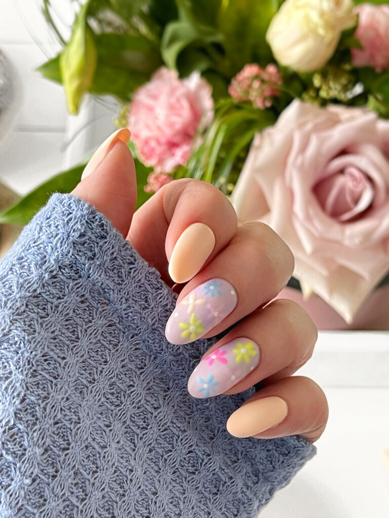 Pastel flower nails 