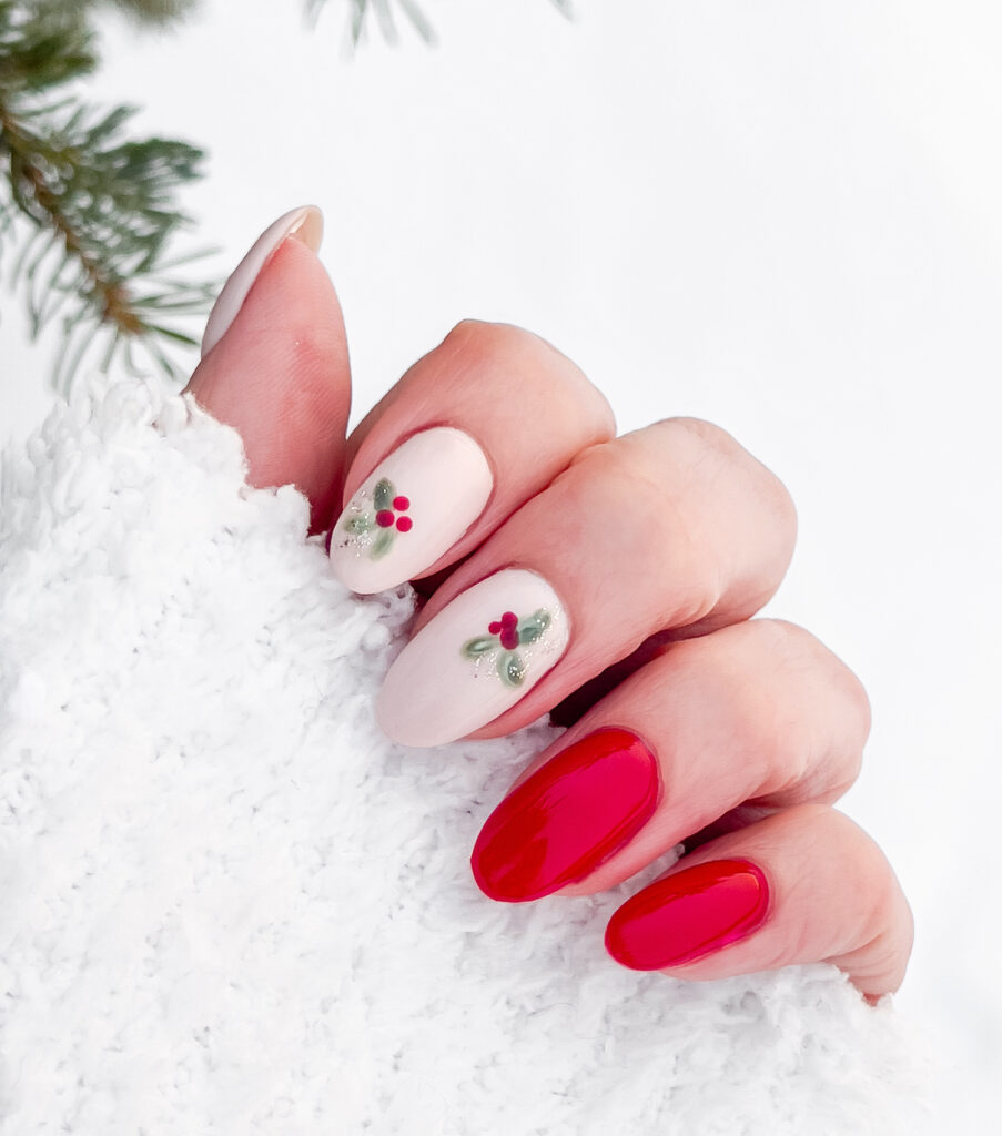 Holly Christmas Nails - red and white Christmas nails